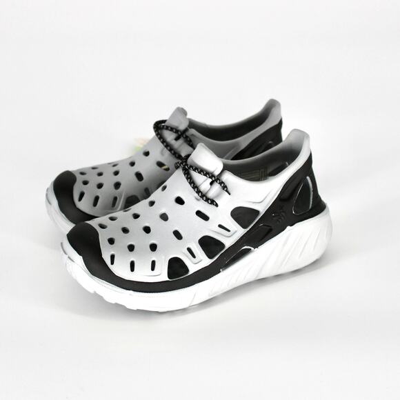 Joybees Slip On Trekking Shoe Cloud Grey Black Kids Size C10 NEW